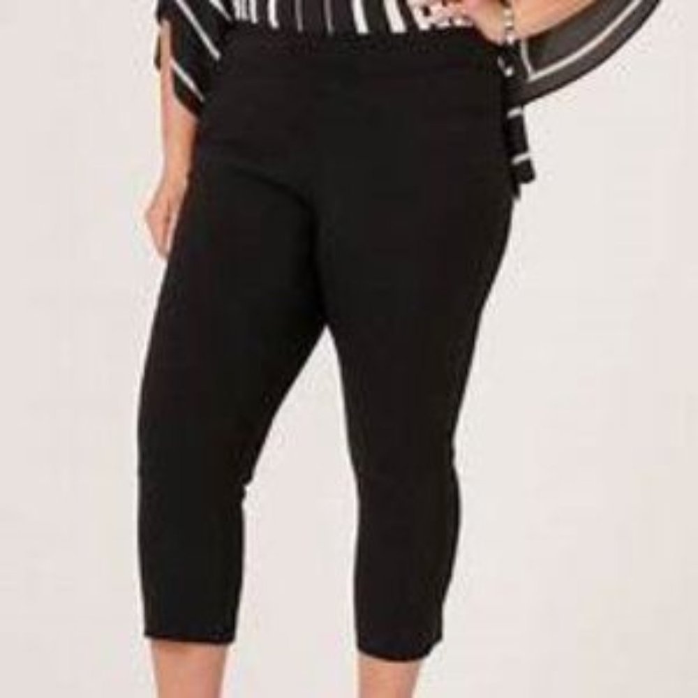 Solid Black Cropped Slim Leg Classic Pants Size 16